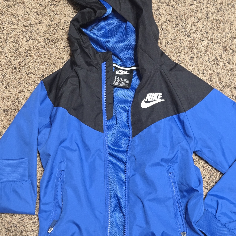 *Size 4* Nike* Kids Blue and Black Jacket*